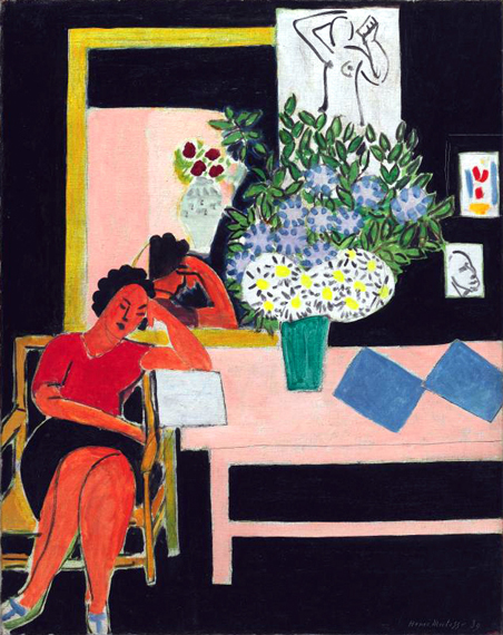 Liseuse sur fond noir